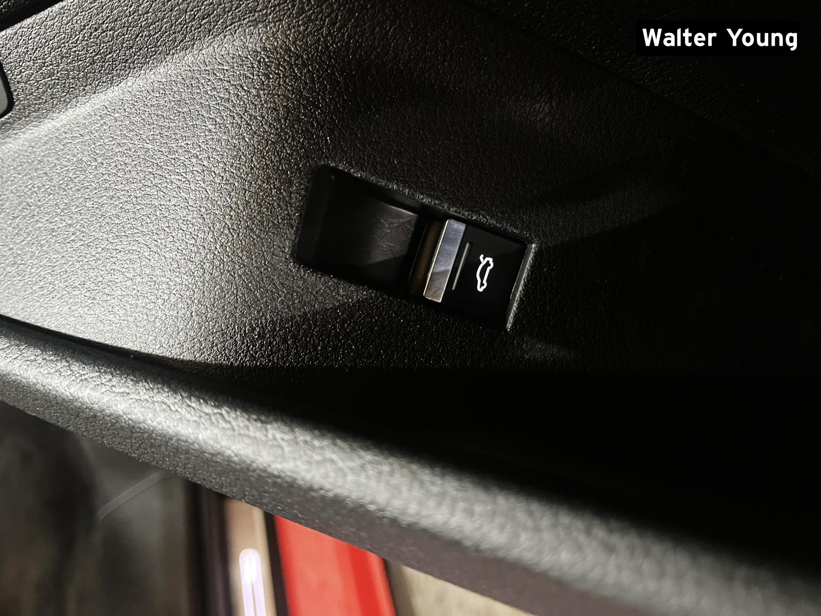 Audi e-tron 50 Black Edition SUV 5dr Electric Auto quattro 71.2kWh (11kW Charger) (313 ps)