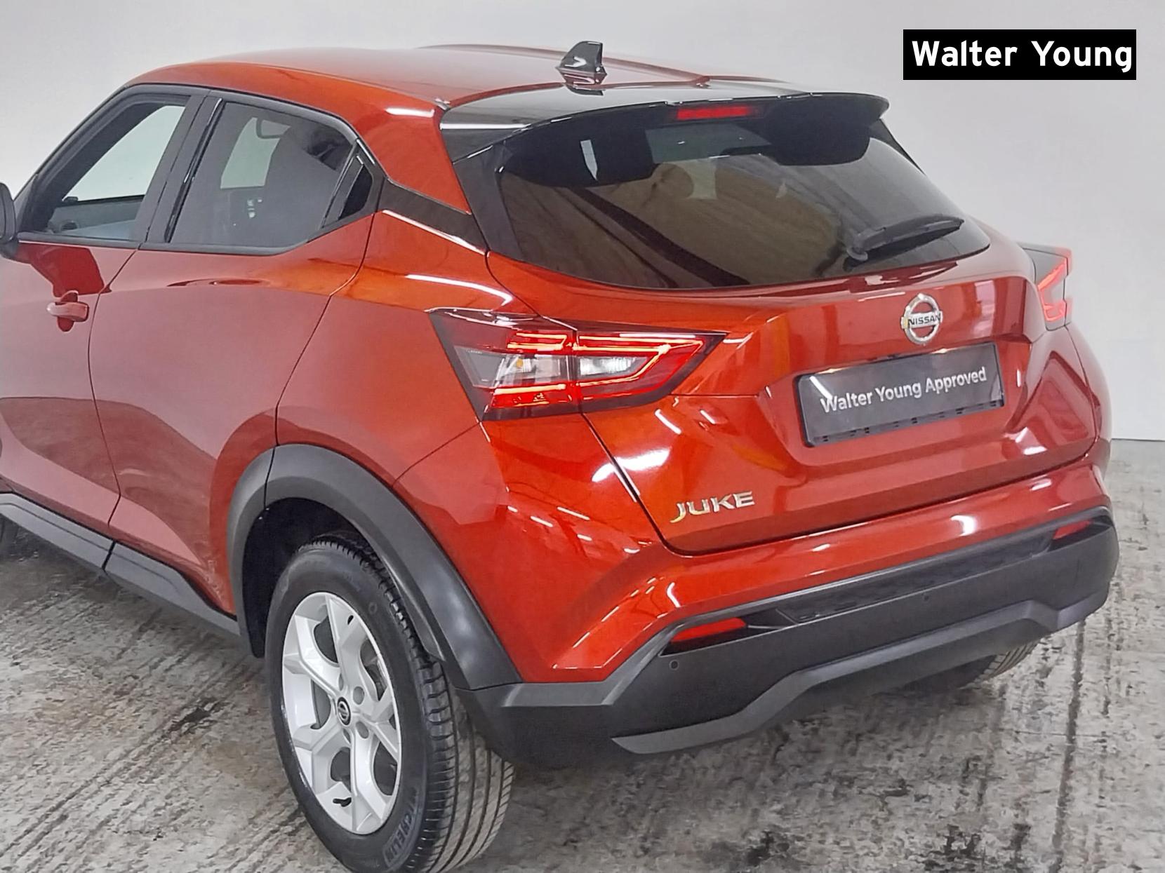 Nissan Juke 1.0 DIG-T N-Connecta SUV 5dr Petrol Manual Euro 6 (s/s) (114 ps)
