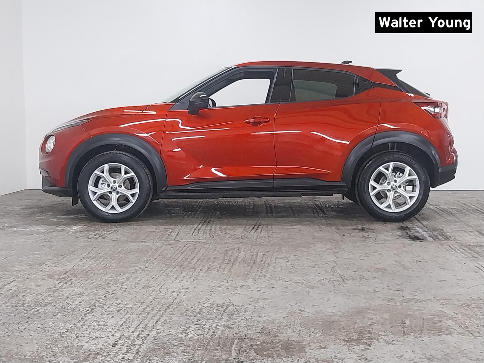 Nissan Juke 1.0 DIG-T N-Connecta SUV 5dr Petrol Manual Euro 6 (s/s) (114 ps)
