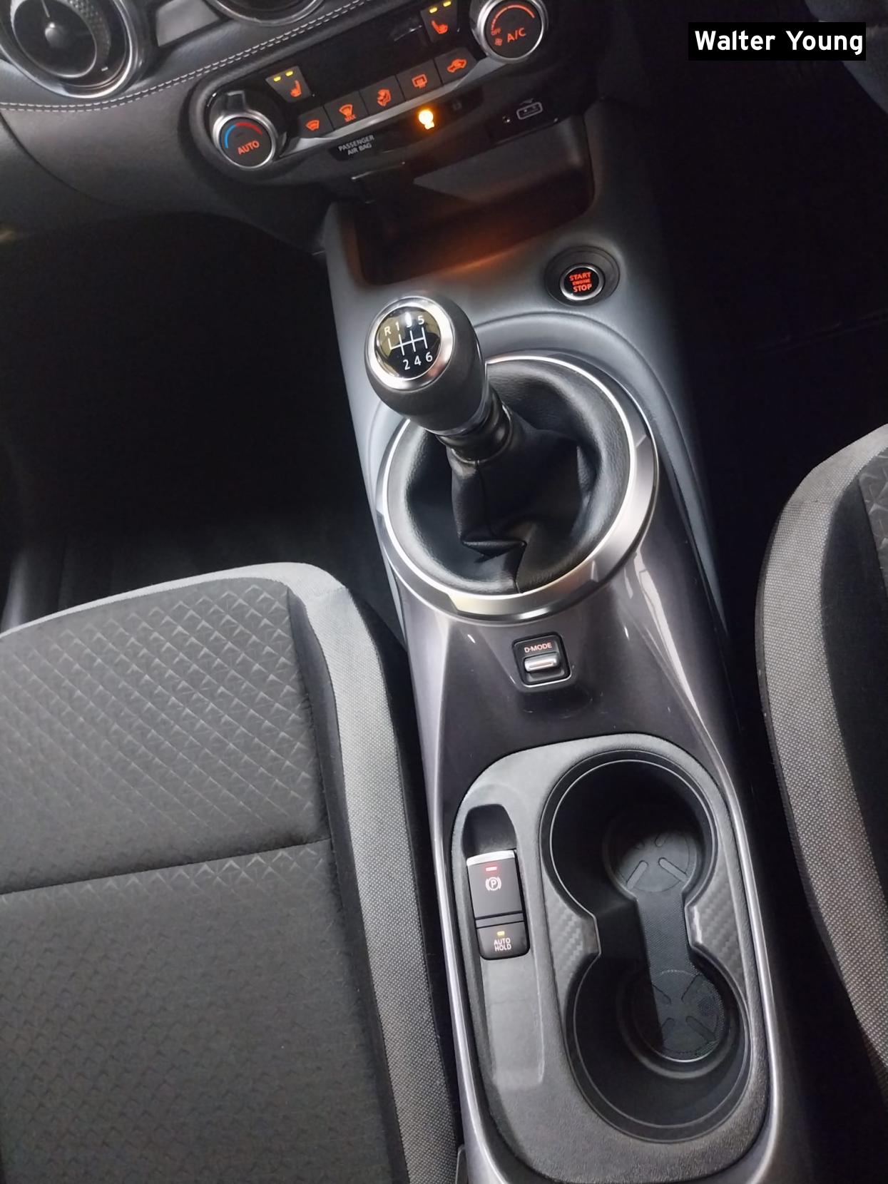 Nissan Juke 1.0 DIG-T N-Connecta SUV 5dr Petrol Manual Euro 6 (s/s) (114 ps)
