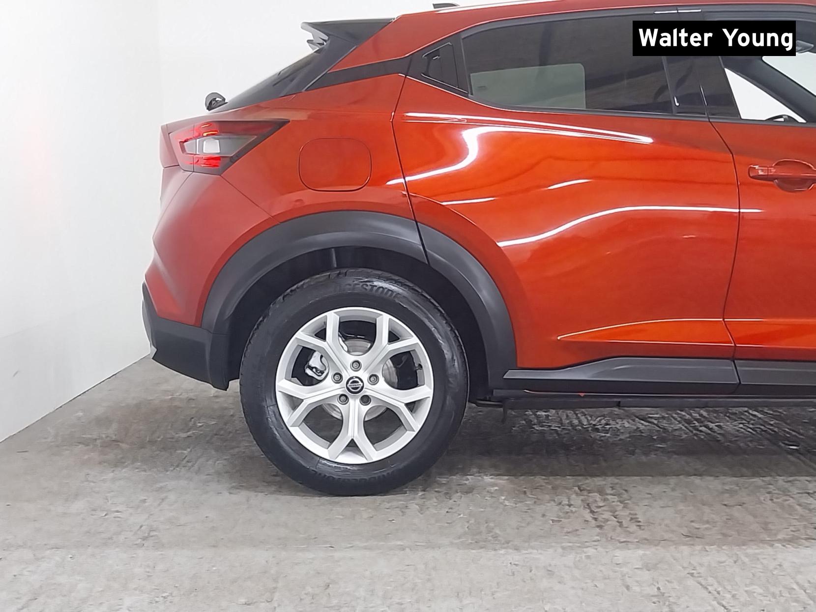 Nissan Juke 1.0 DIG-T N-Connecta SUV 5dr Petrol Manual Euro 6 (s/s) (114 ps)