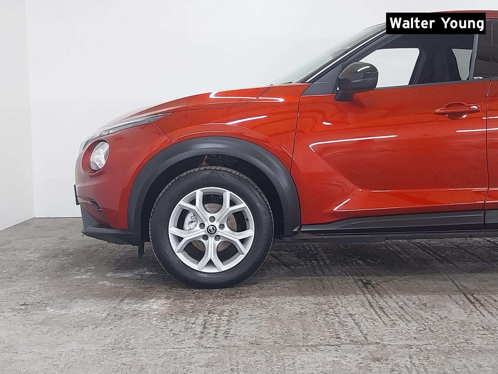 Nissan Juke 1.0 DIG-T N-Connecta SUV 5dr Petrol Manual Euro 6 (s/s) (114 ps)