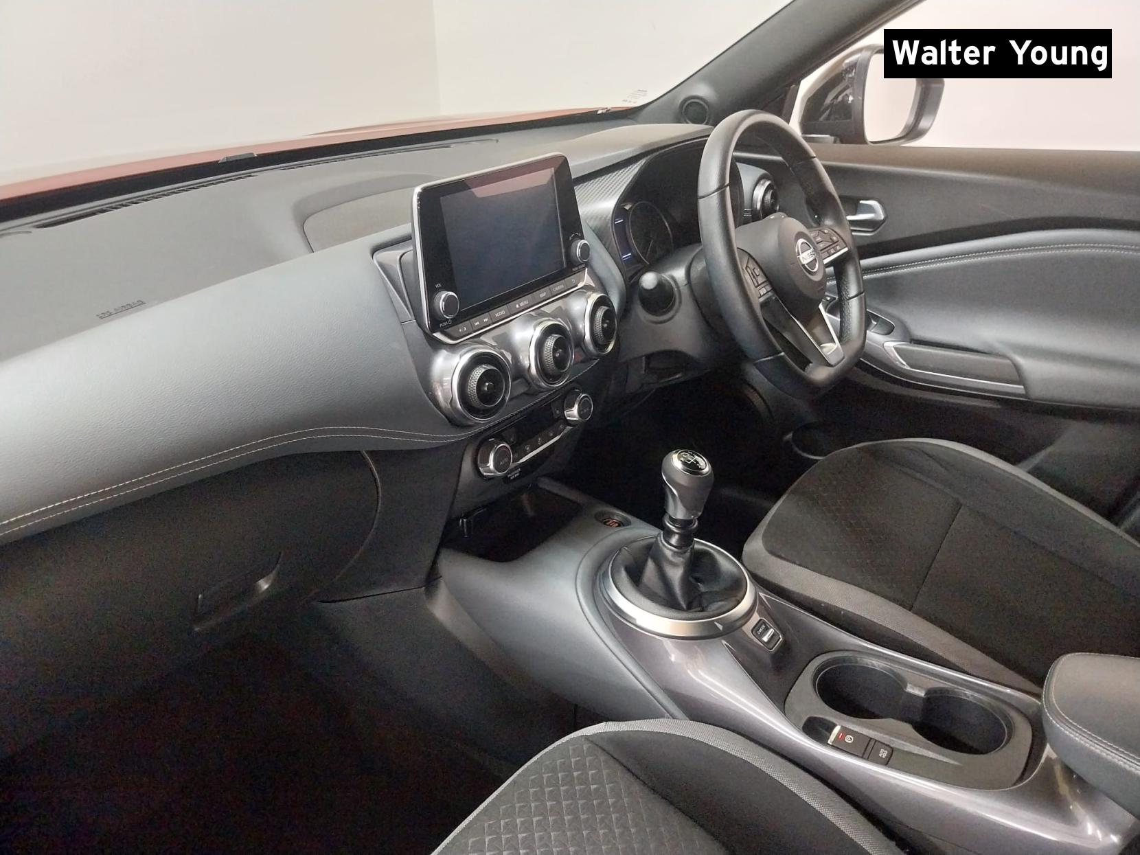 Nissan Juke 1.0 DIG-T N-Connecta SUV 5dr Petrol Manual Euro 6 (s/s) (114 ps)