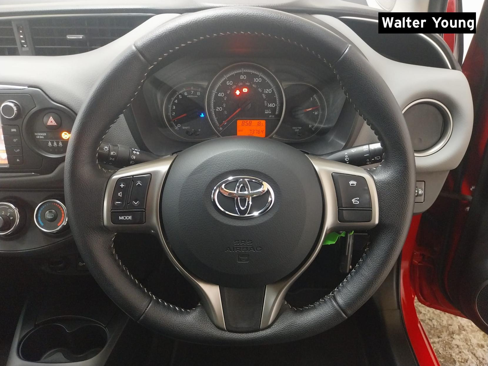 Toyota Yaris 1.33 Dual VVT-i Icon Hatchback 5dr Petrol Manual Euro 5 Euro 5 (99 ps)