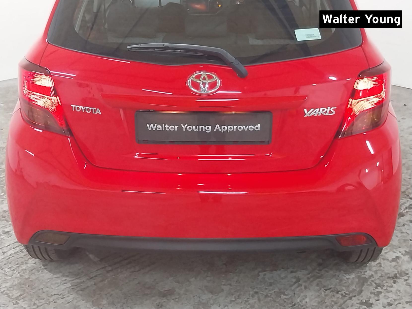 Toyota Yaris 1.33 Dual VVT-i Icon Hatchback 5dr Petrol Manual Euro 5 Euro 5 (99 ps)