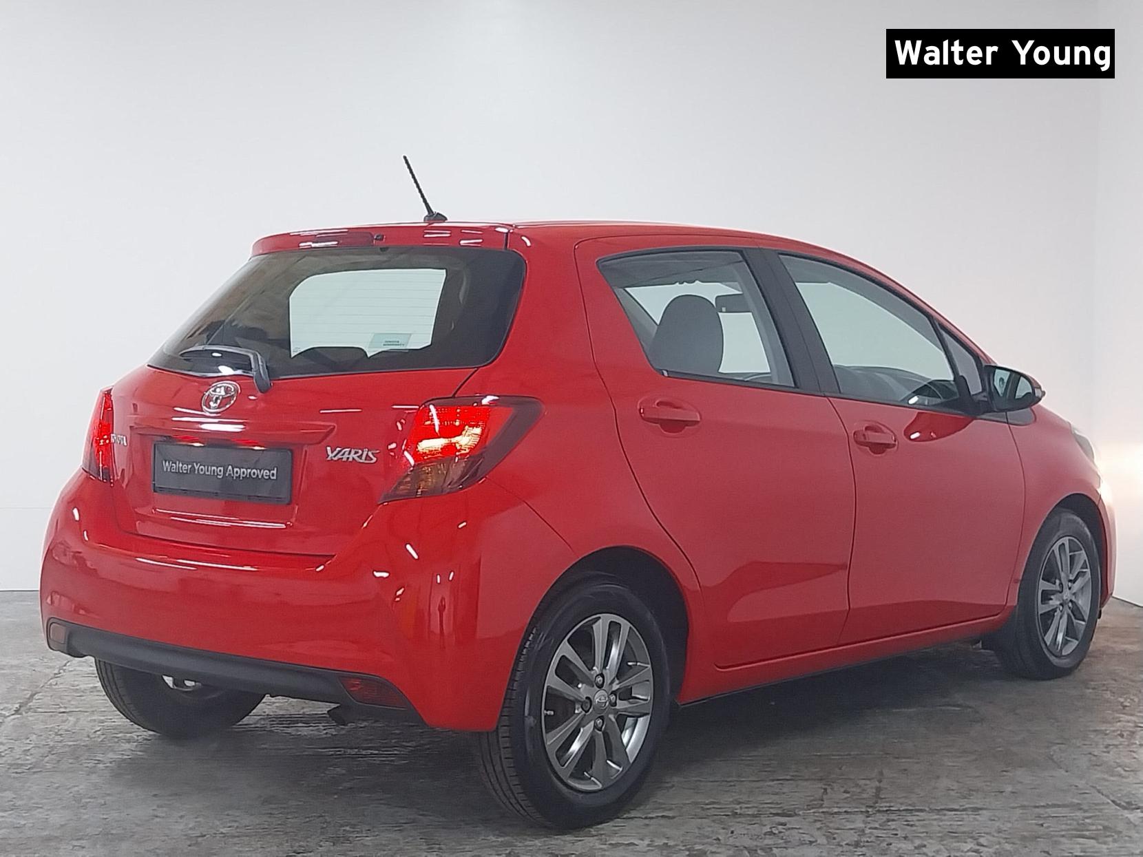 Toyota Yaris 1.33 Dual VVT-i Icon Hatchback 5dr Petrol Manual Euro 5 Euro 5 (99 ps)