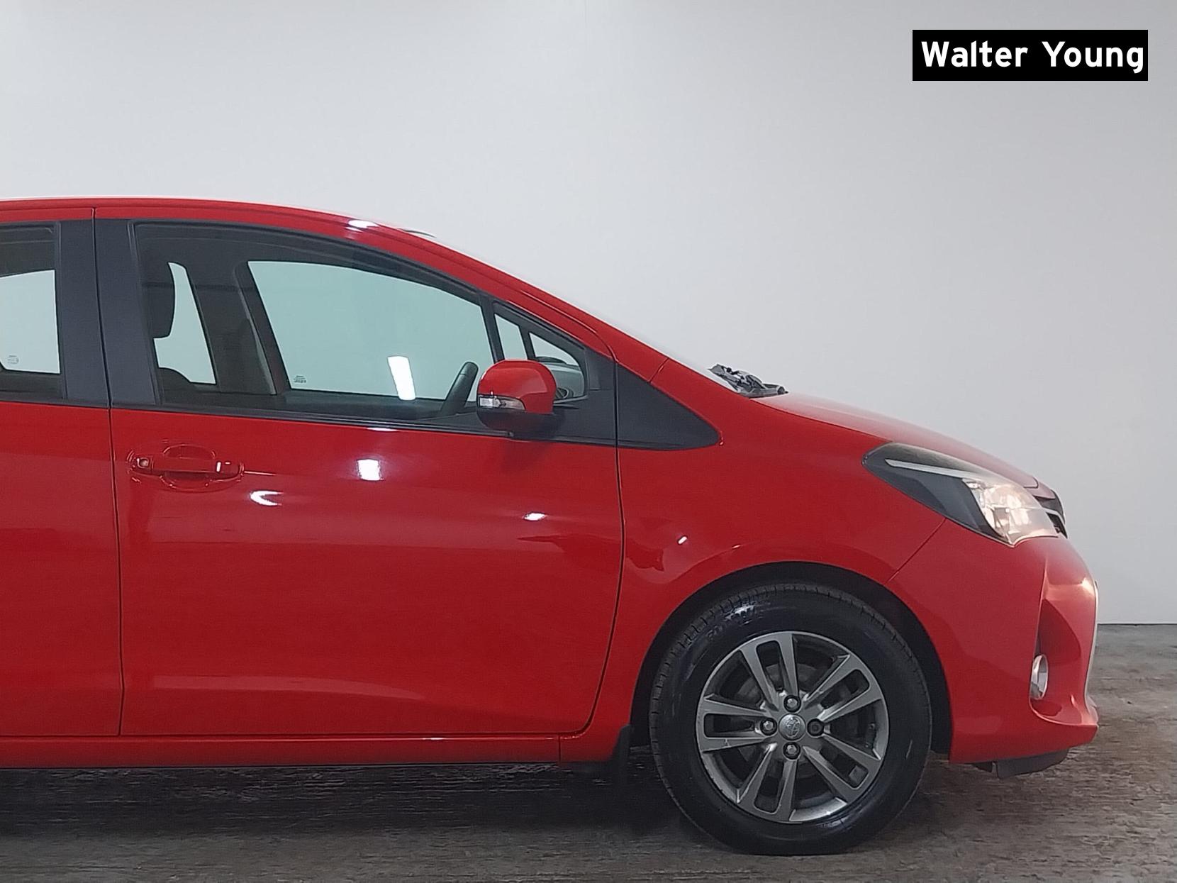 Toyota Yaris 1.33 Dual VVT-i Icon Hatchback 5dr Petrol Manual Euro 5 Euro 5 (99 ps)