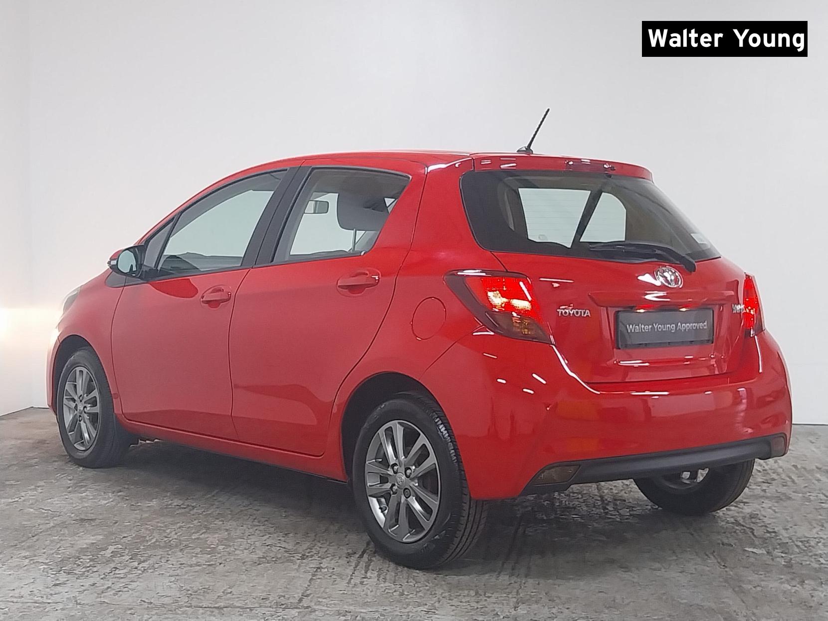 Toyota Yaris 1.33 Dual VVT-i Icon Hatchback 5dr Petrol Manual Euro 5 Euro 5 (99 ps)