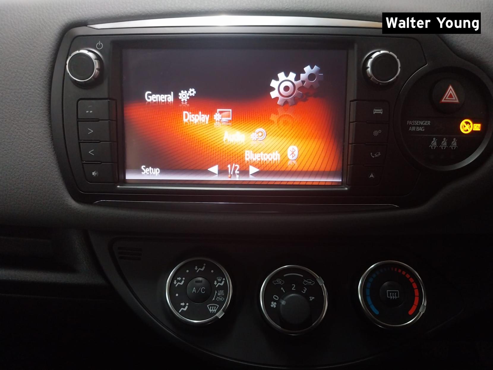 Toyota Yaris 1.33 Dual VVT-i Icon Hatchback 5dr Petrol Manual Euro 5 Euro 5 (99 ps)