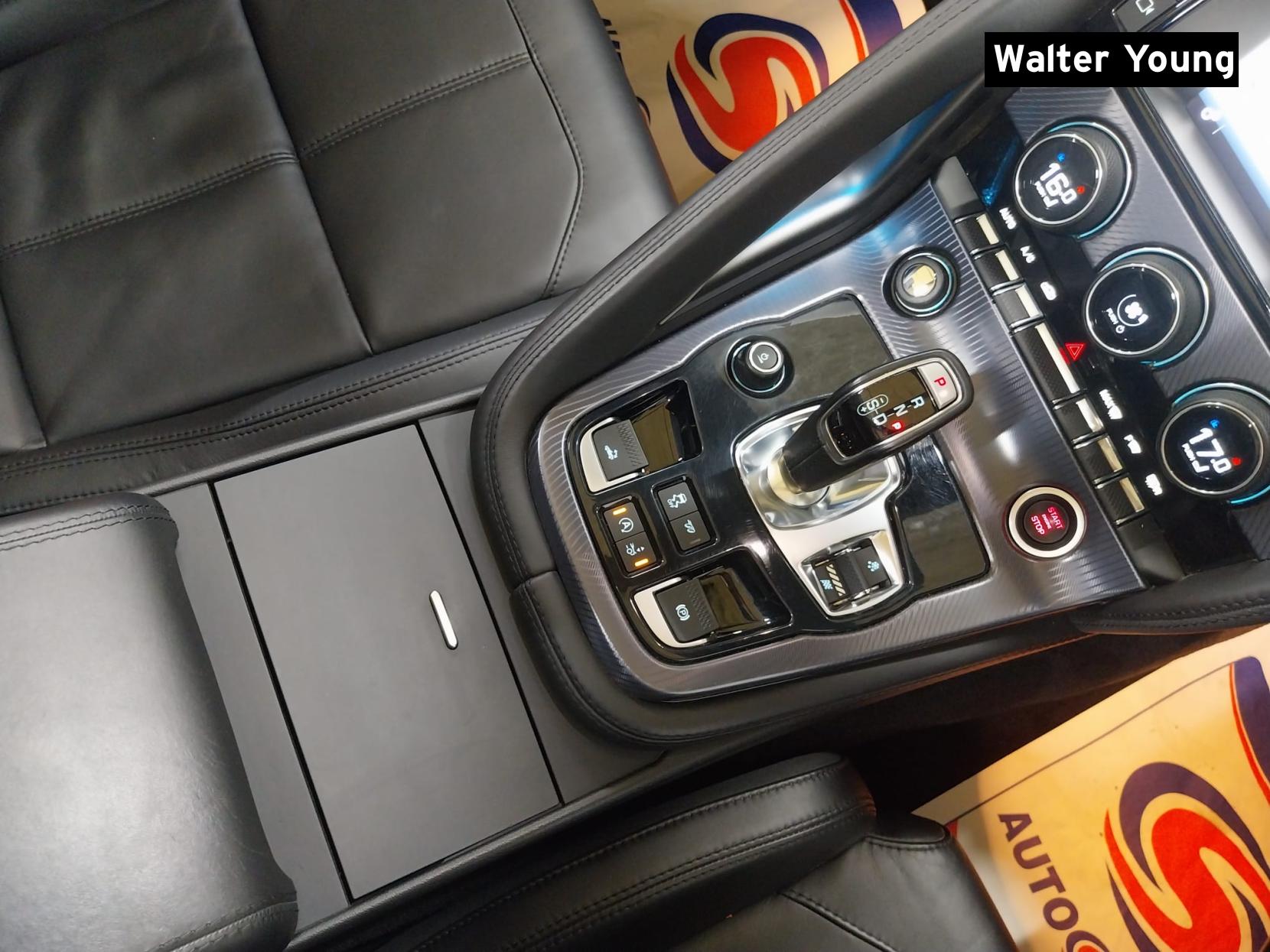Jaguar F-Type 3.0 V6 R-Dynamic Convertible 2dr Petrol Auto Euro 6 (s/s) (380 ps)