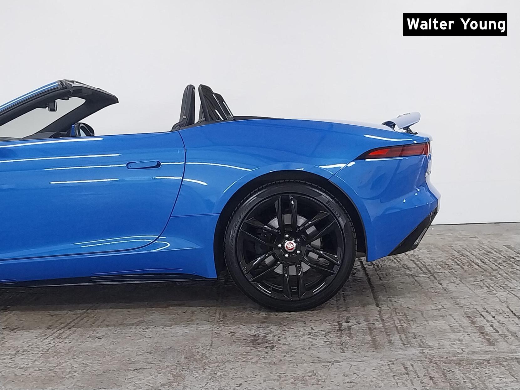 Jaguar F-Type 3.0 V6 R-Dynamic Convertible 2dr Petrol Auto Euro 6 (s/s) (380 ps)