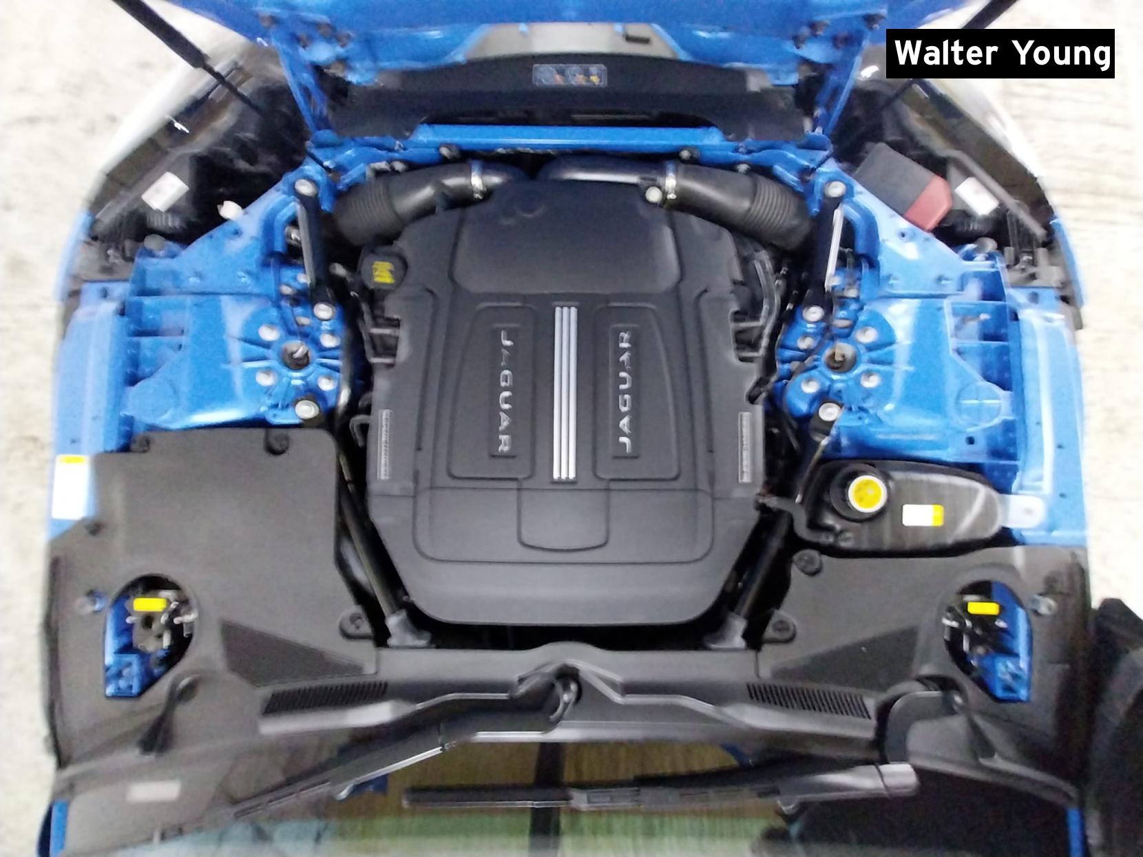 Jaguar F-Type 3.0 V6 R-Dynamic Convertible 2dr Petrol Auto Euro 6 (s/s) (380 ps)