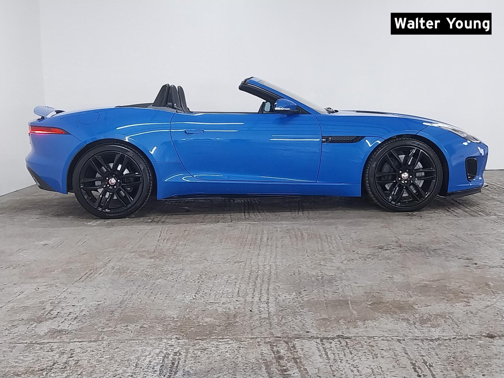 Jaguar F-Type 3.0 V6 R-Dynamic Convertible 2dr Petrol Auto Euro 6 (s/s) (380 ps)