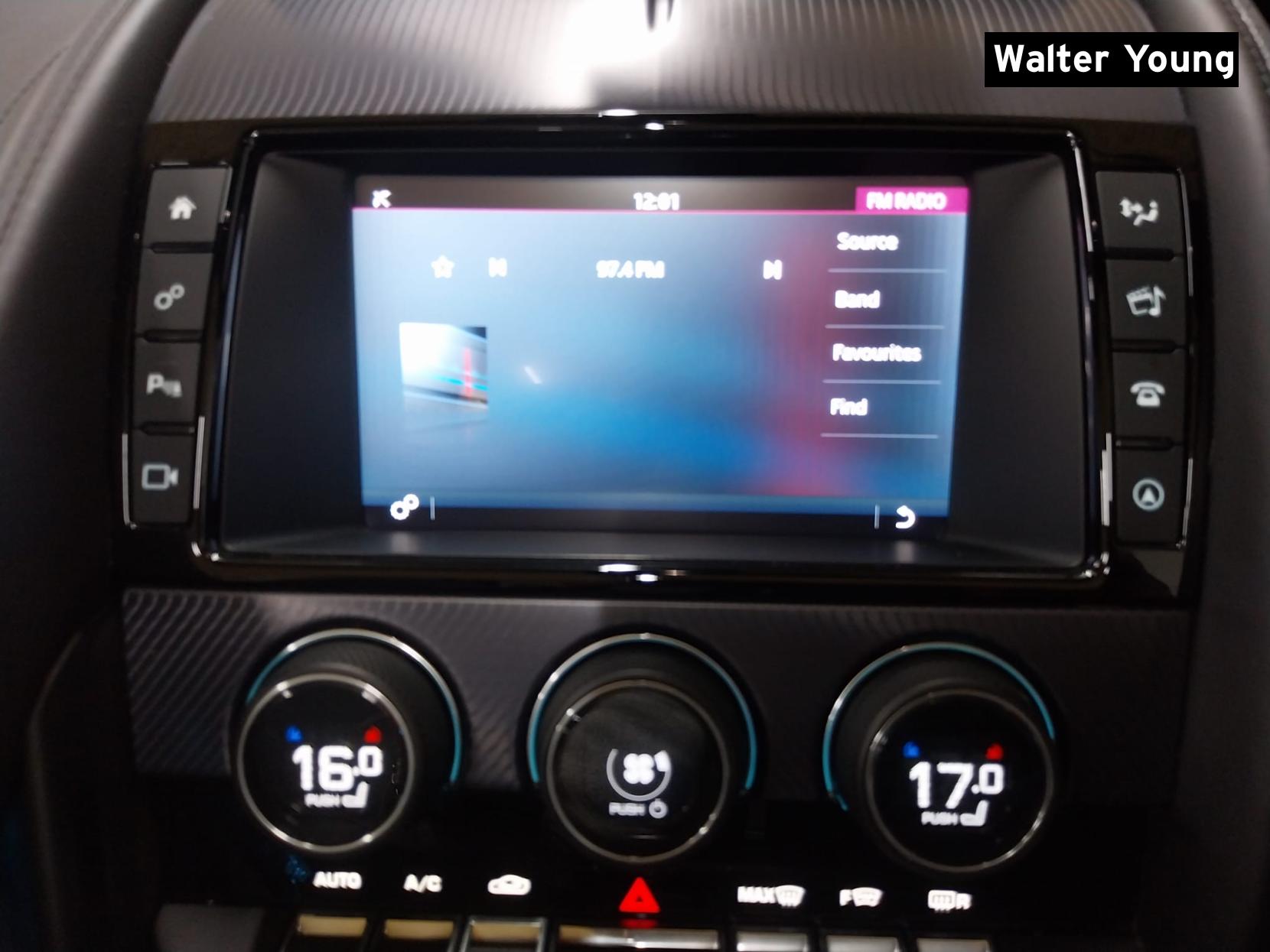 Jaguar F-Type 3.0 V6 R-Dynamic Convertible 2dr Petrol Auto Euro 6 (s/s) (380 ps)