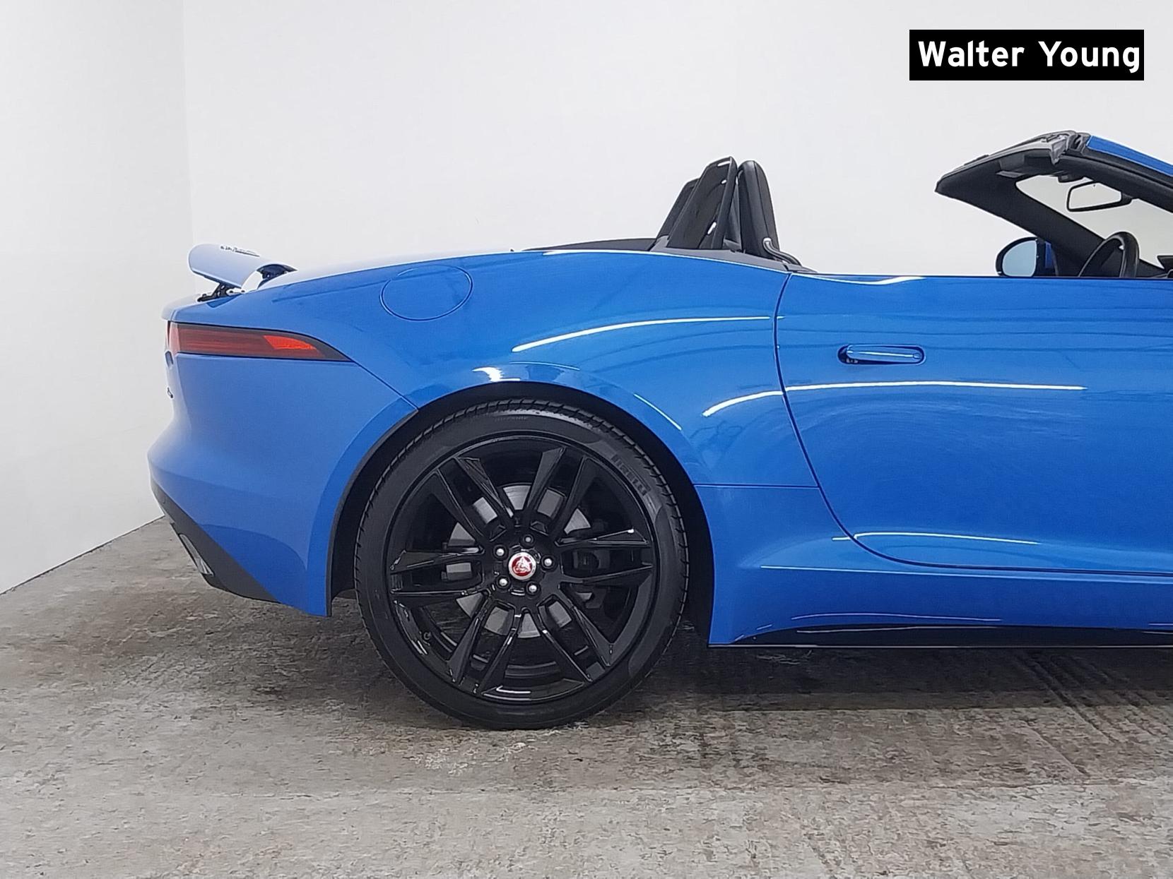 Jaguar F-Type 3.0 V6 R-Dynamic Convertible 2dr Petrol Auto Euro 6 (s/s) (380 ps)
