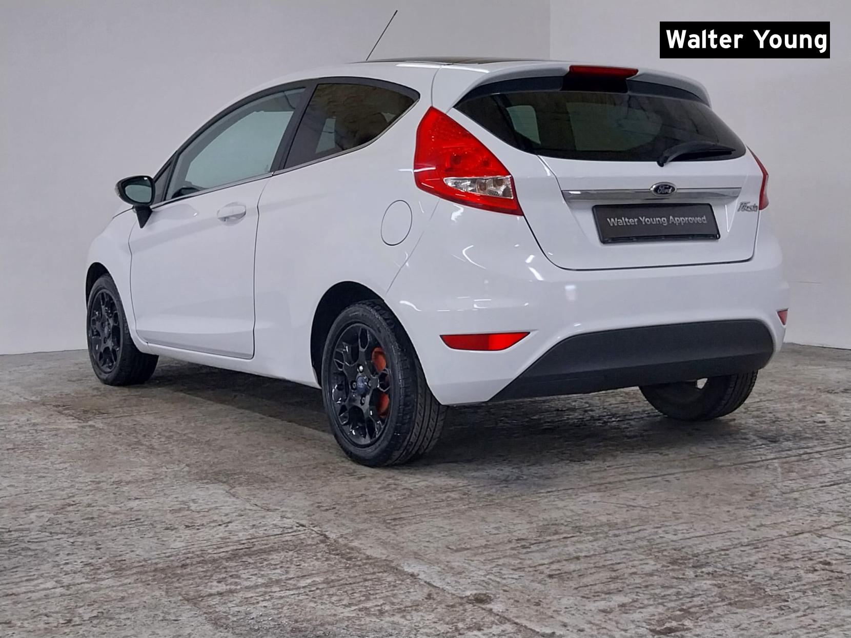 Ford Fiesta 1.25 Zetec Hatchback 3dr Petrol Manual (129 g/km, 81 bhp)