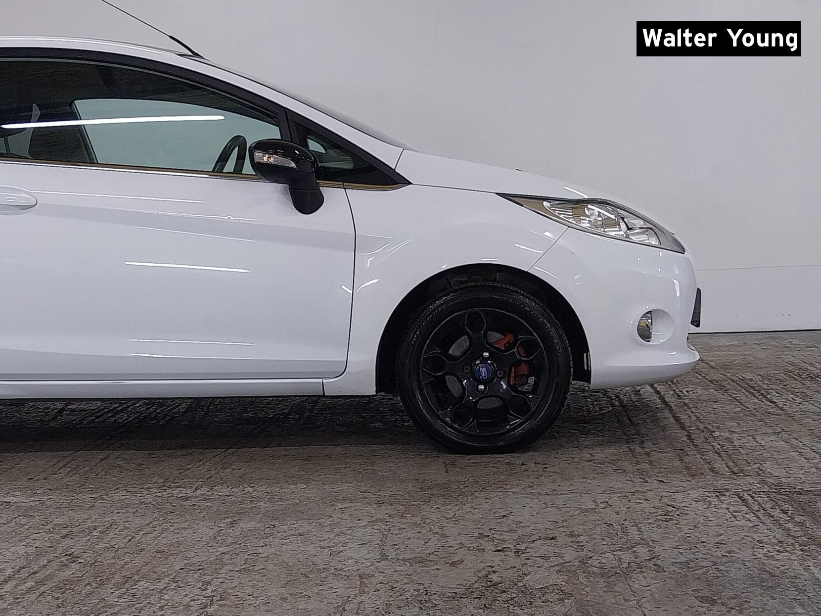 Ford Fiesta 1.25 Zetec Hatchback 3dr Petrol Manual (129 g/km, 81 bhp)