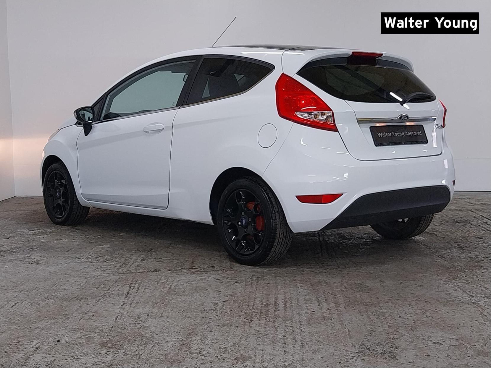 Ford Fiesta 1.25 Zetec Hatchback 3dr Petrol Manual (129 g/km, 81 bhp)