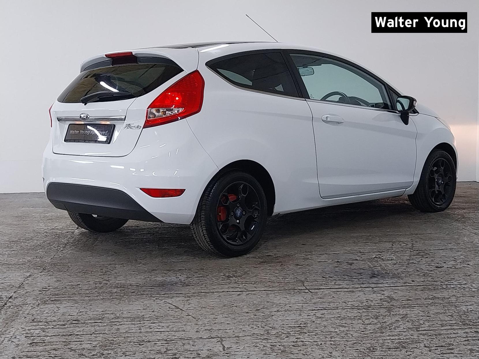Ford Fiesta 1.25 Zetec Hatchback 3dr Petrol Manual (129 g/km, 81 bhp)