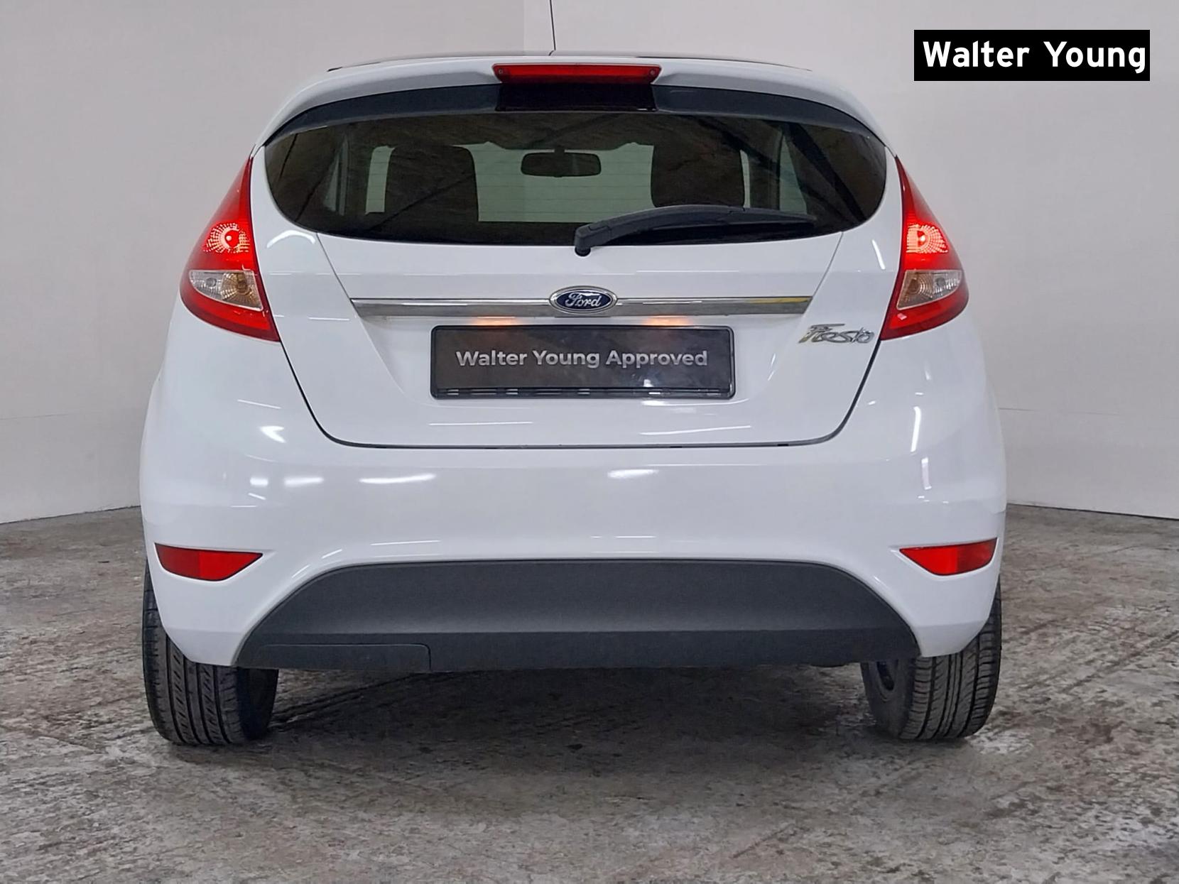 Ford Fiesta 1.25 Zetec Hatchback 3dr Petrol Manual (129 g/km, 81 bhp)