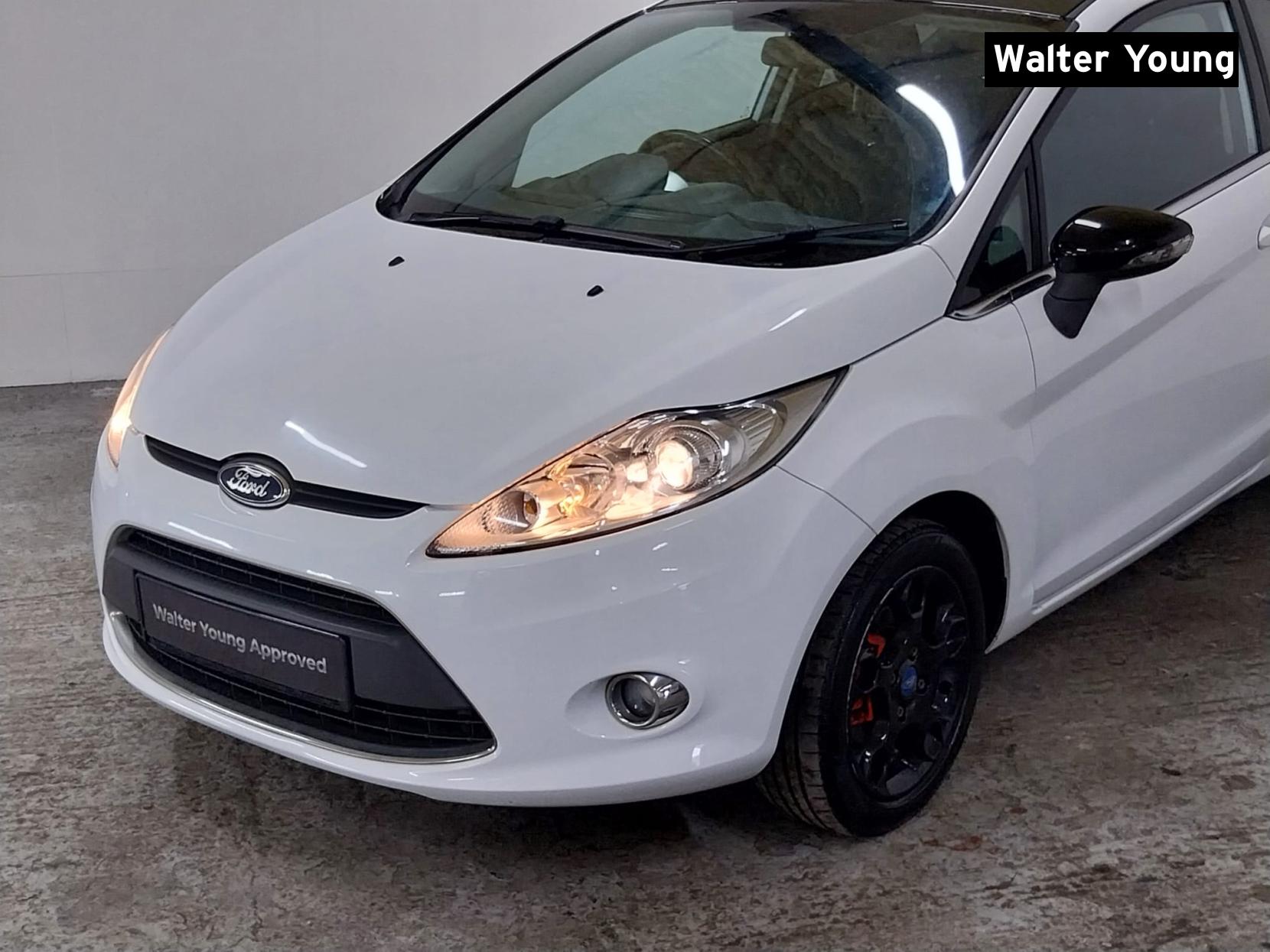 Ford Fiesta 1.25 Zetec Hatchback 3dr Petrol Manual (129 g/km, 81 bhp)