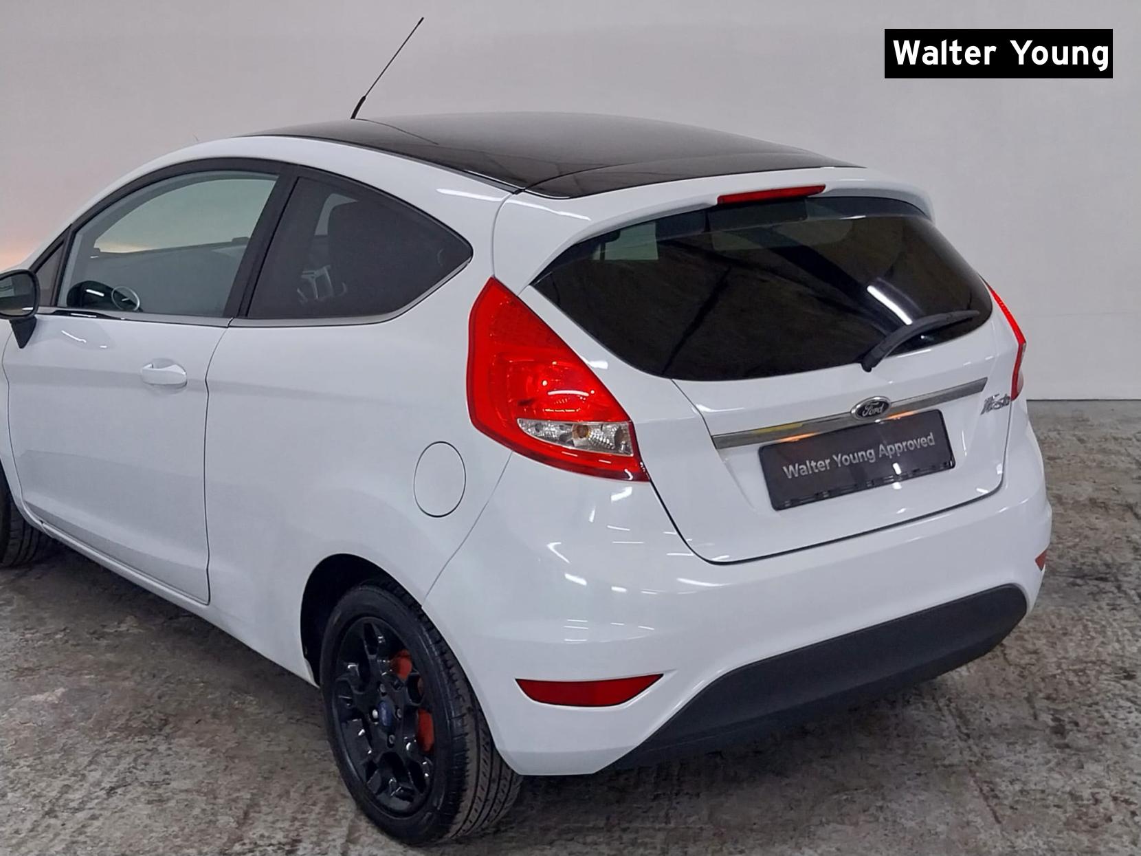 Ford Fiesta 1.25 Zetec Hatchback 3dr Petrol Manual (129 g/km, 81 bhp)