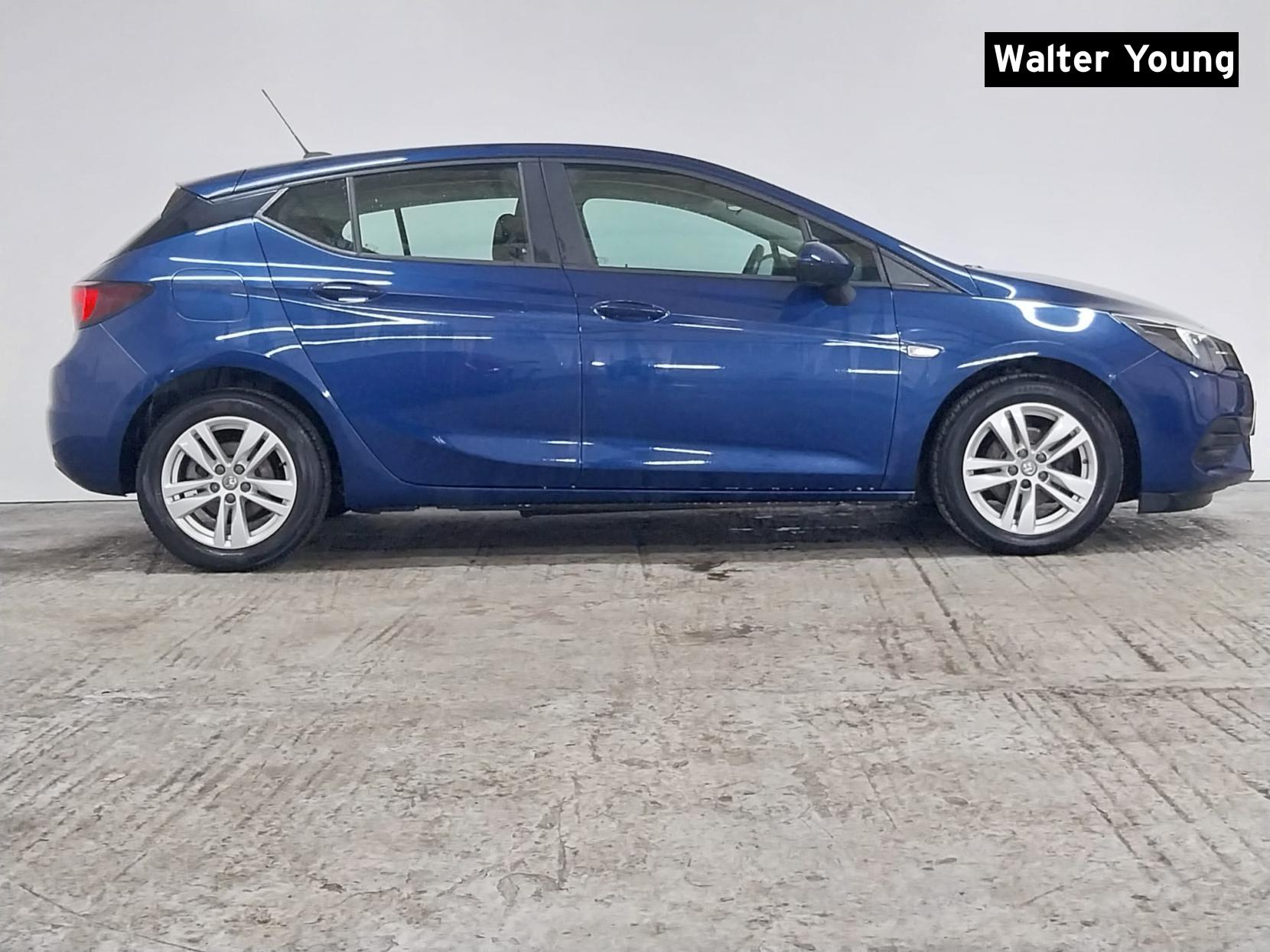 Vauxhall Astra 1.5 Turbo D Business Edition Nav Hatchback 5dr Diesel Manual Euro 6 (s/s) (122 ps)