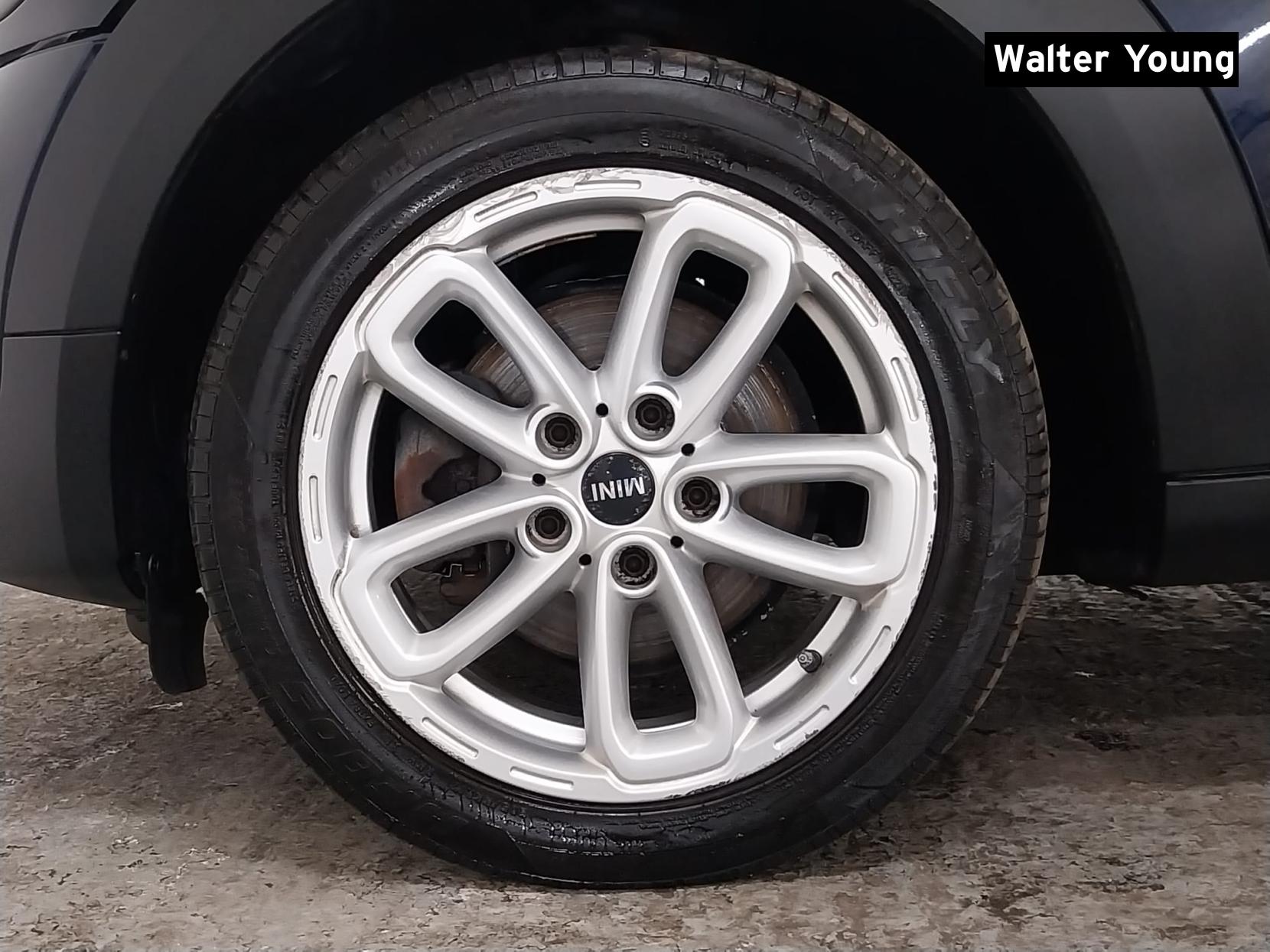 MINI Countryman 1.6 Cooper D Business Edition SUV 5dr Diesel Manual Euro 5 (s/s) (112 ps)