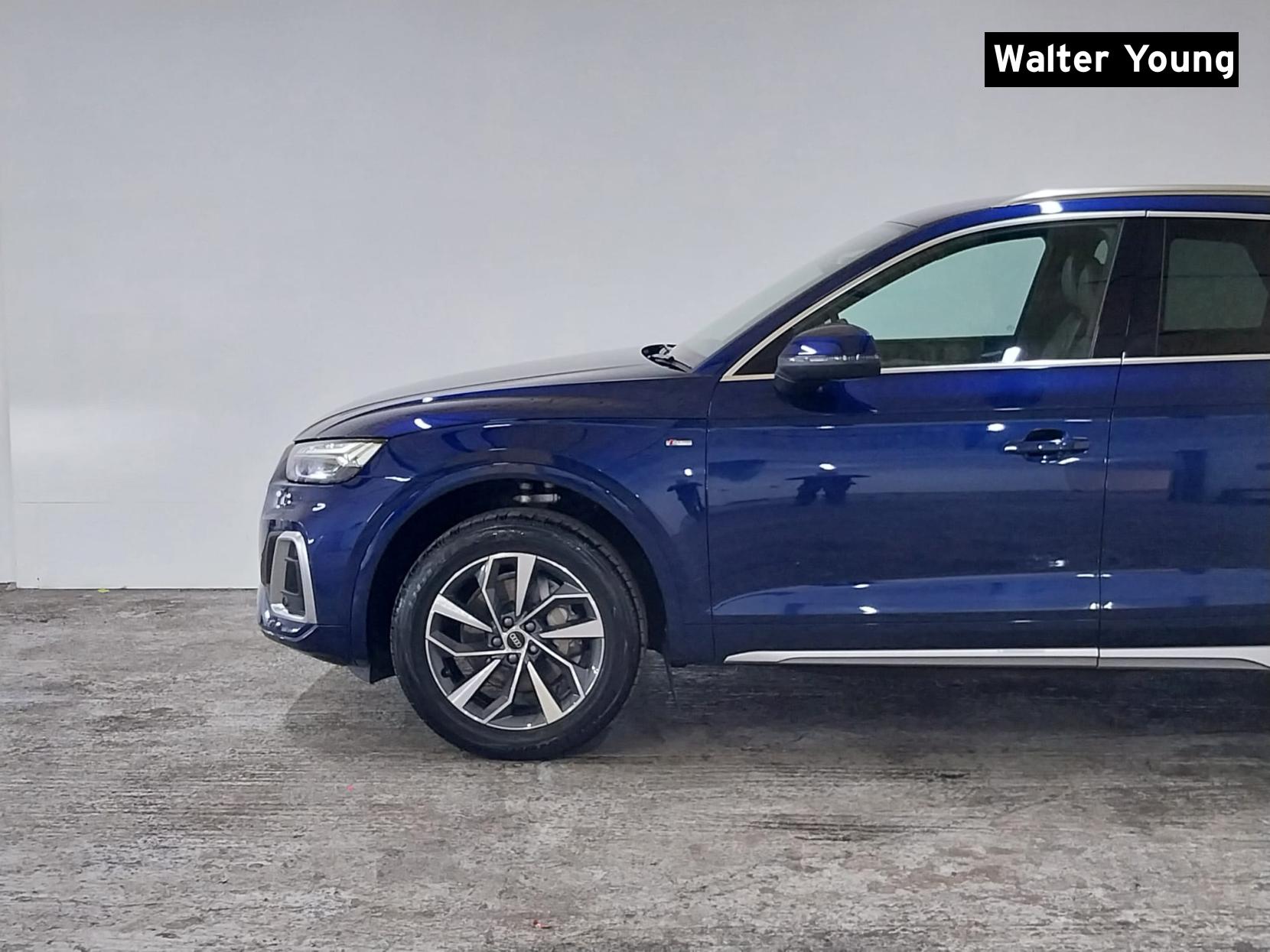 Audi Q5 2.0 TDI 40 S line SUV 5dr Diesel S Tronic quattro Euro 6 (s/s) (204 ps)