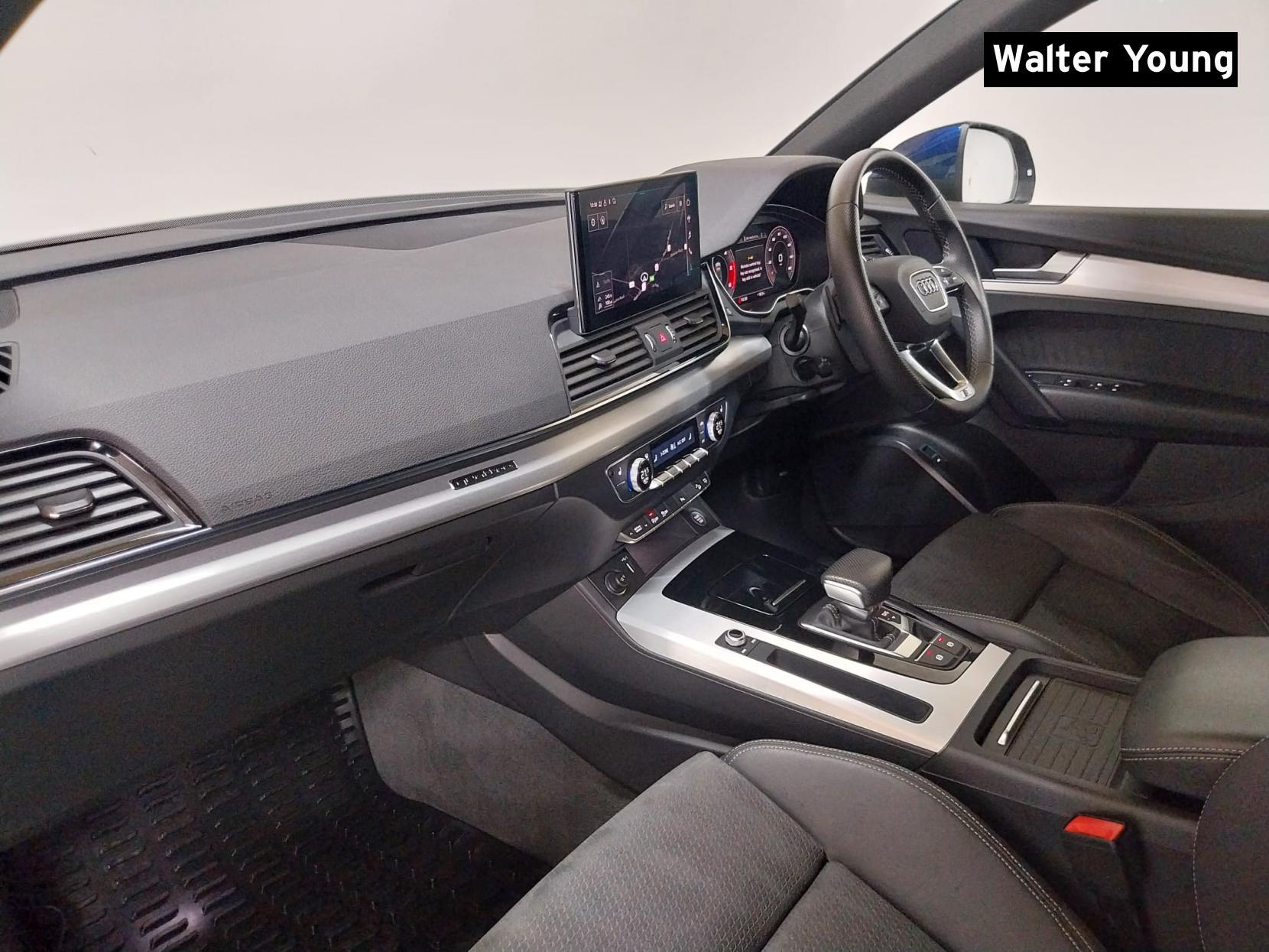 Audi Q5 2.0 TDI 40 S line SUV 5dr Diesel S Tronic quattro Euro 6 (s/s) (204 ps)