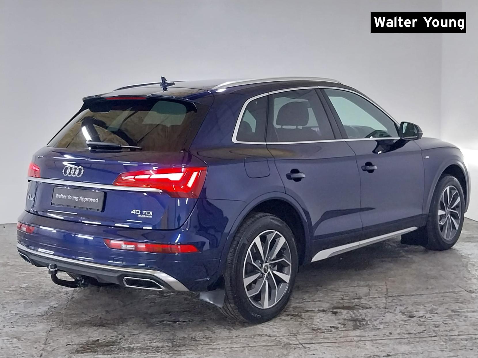 Audi Q5 2.0 TDI 40 S line SUV 5dr Diesel S Tronic quattro Euro 6 (s/s) (204 ps)