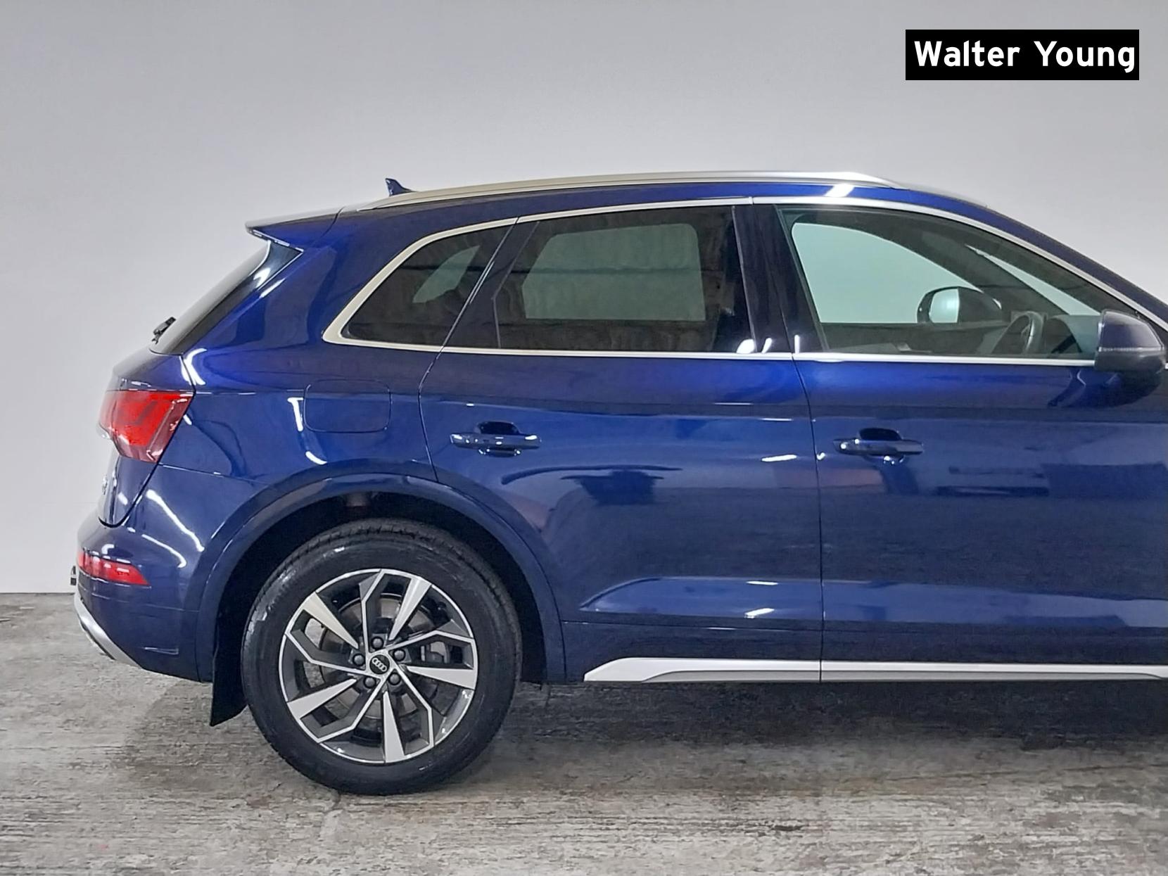 Audi Q5 2.0 TDI 40 S line SUV 5dr Diesel S Tronic quattro Euro 6 (s/s) (204 ps)