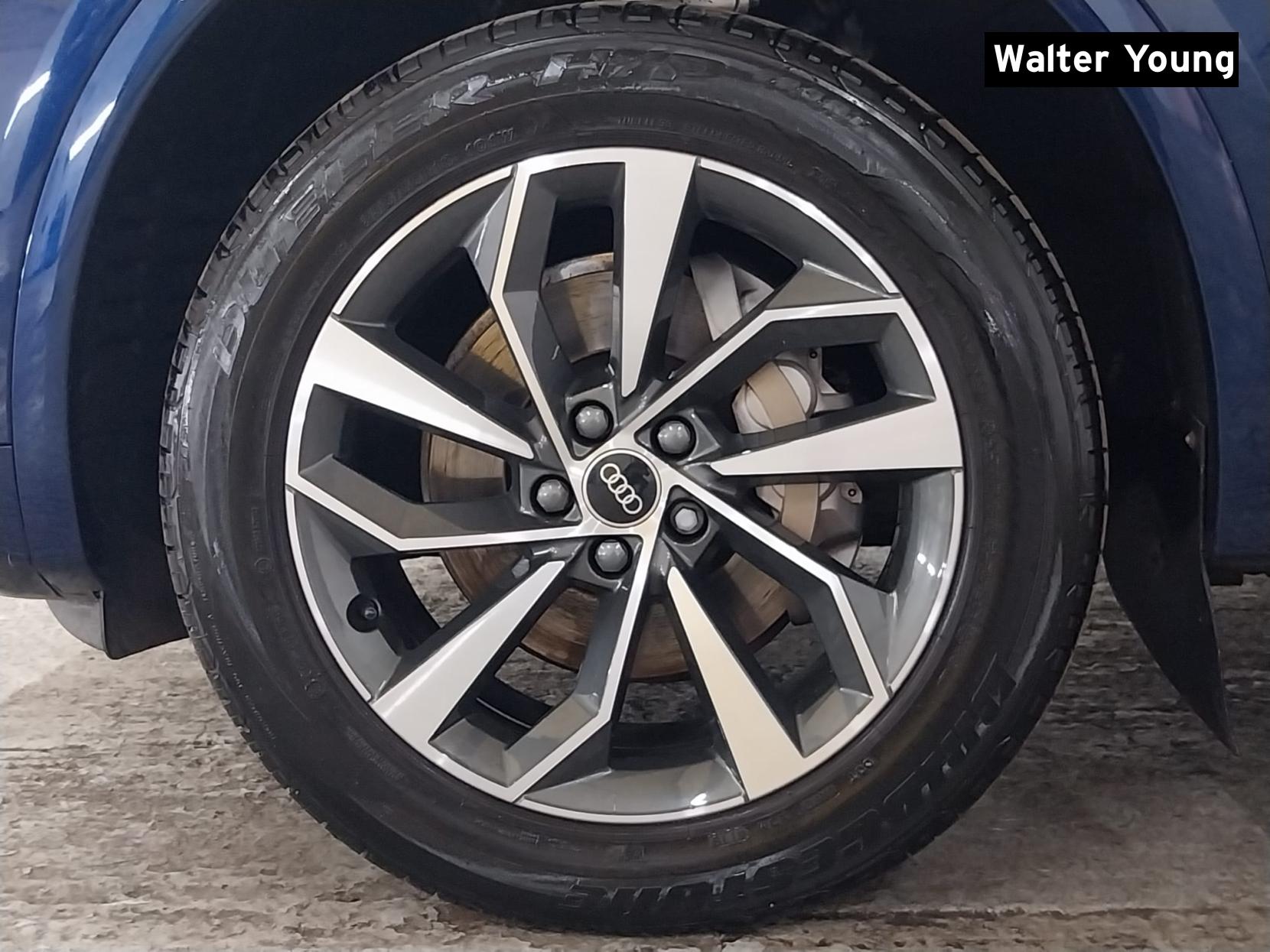 Audi Q5 2.0 TDI 40 S line SUV 5dr Diesel S Tronic quattro Euro 6 (s/s) (204 ps)
