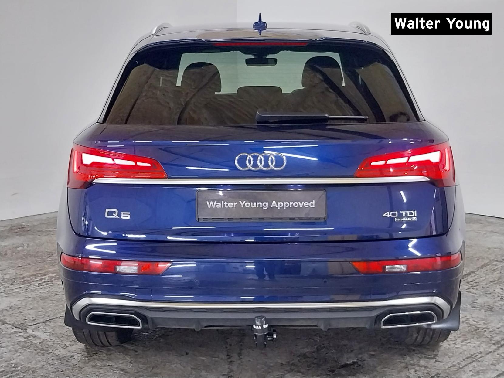 Audi Q5 2.0 TDI 40 S line SUV 5dr Diesel S Tronic quattro Euro 6 (s/s) (204 ps)
