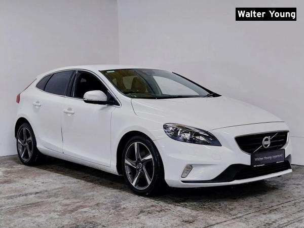 Volvo V40 2.0 D2 R-Design Hatchback 5dr Diesel Manual Euro 6 (s/s) (120 ps)
