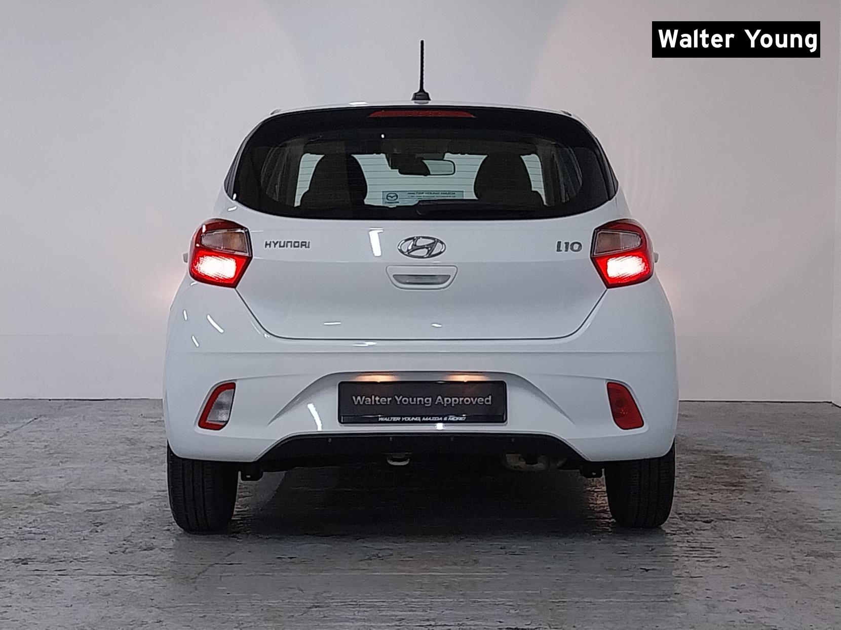 Hyundai i10 1.0 SE Hatchback 5dr Petrol Manual Euro 6 (s/s) (67 ps)