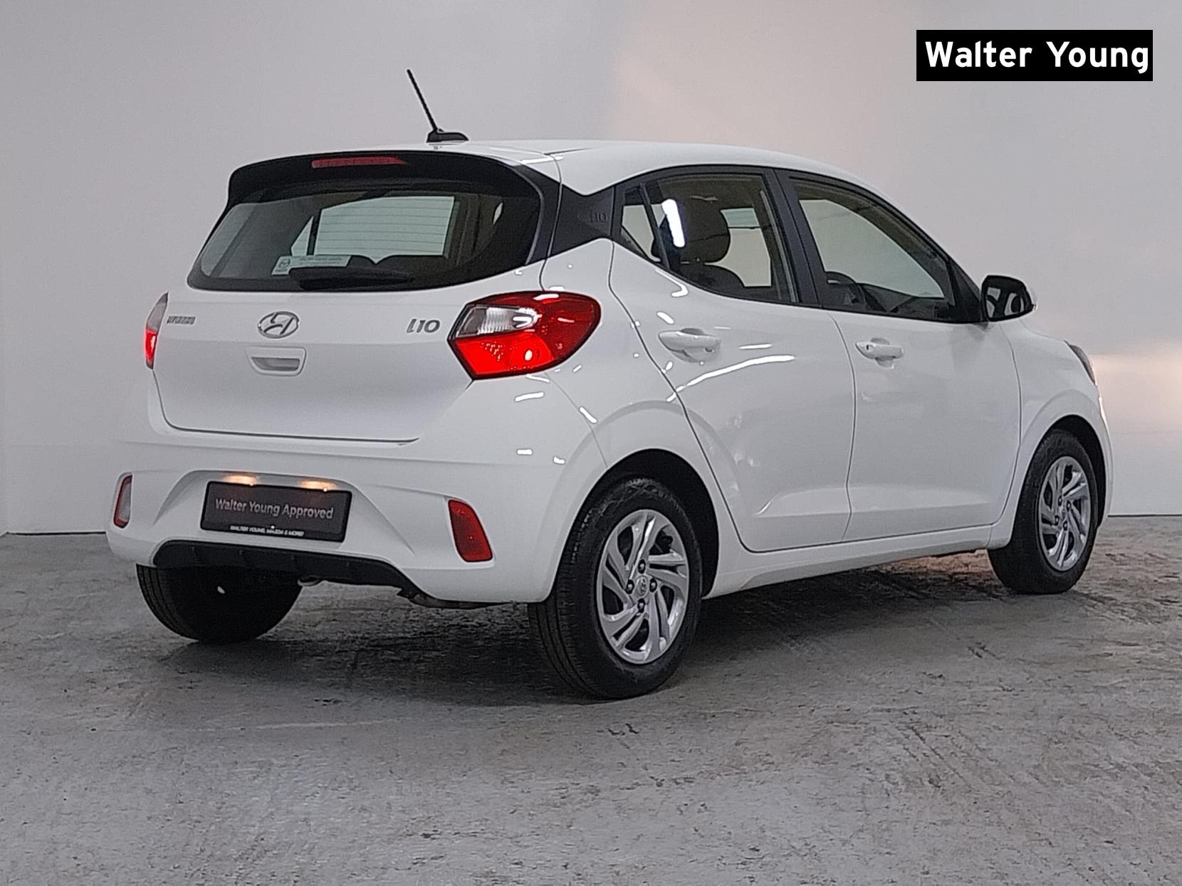 Hyundai i10 1.0 SE Hatchback 5dr Petrol Manual Euro 6 (s/s) (67 ps)